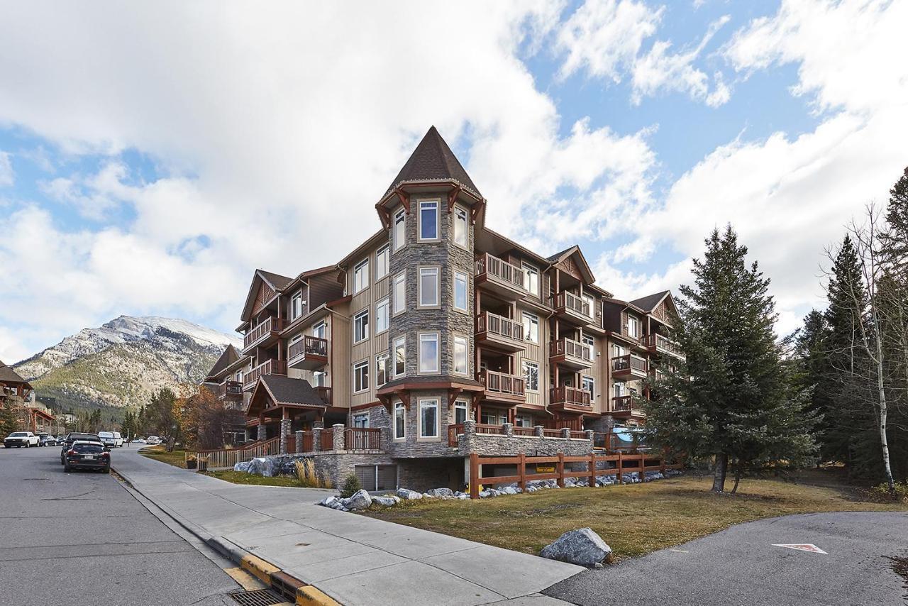 Mountain View Escape With Open Hot Tub, Views!! Villa Canmore Eksteriør billede